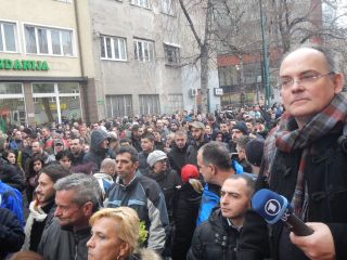 ARD Korrespondent Stephan Ozsváth im Einsatz 9.2.2014