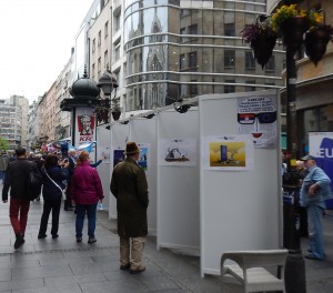 Ausstellung in der Belgrader Innenstadt. Foto: BR | Dejan Stefanovic