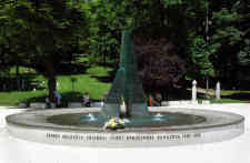 Gedenkbrunnen für die im Bürgerkrieg getöteten Kinder Sarajevos - Foto: picture alliance / dpa