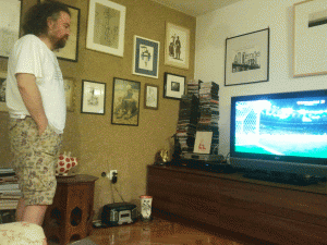 Miljenko Jergovic verfolgt die Aufzeichnung von Bosnien und Herzegowinas Sieg gegen den Iran