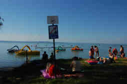 Ungarn - Balaton - Am Strand von Siofok lässt es sich gut entspannen - Foto: BR | Stephan Ozsváth
