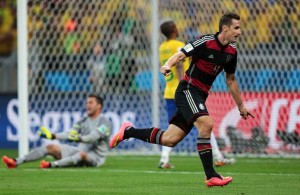 Miroslav Klose nach seinem 16. Treffer bei einer Weltmeisterschaft. Foto: picture alliance/dpa