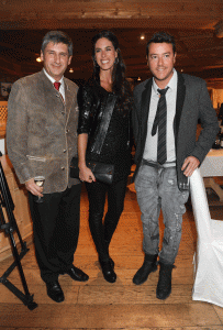 René Benko mit seiner Ehefrau und Vizekanzler Michael Spindelegger bei der Stanglwirt-Weißwurstparty im Jahr 2012. - Foto: picture-alliance/ dpa