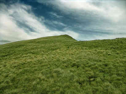 Kosovo: Der, mit 1789 Metern, höchste Gipfel auf der kosovarischen Seite des Kopaonik wird "Speer (Maja e mprehte)" genannt - Foto: BR | Besnik Hamiti