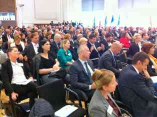 Großes Interesse an der Wirtschaftskonferenz zum westlichen Balkan in Berlin - Foto: BR | Till Rüger