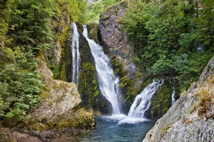 Kosovo: Radavc – Wasserfall in der Nähe der Quelle des Flusses Drin - Foto: BR | Besnik Hamiti