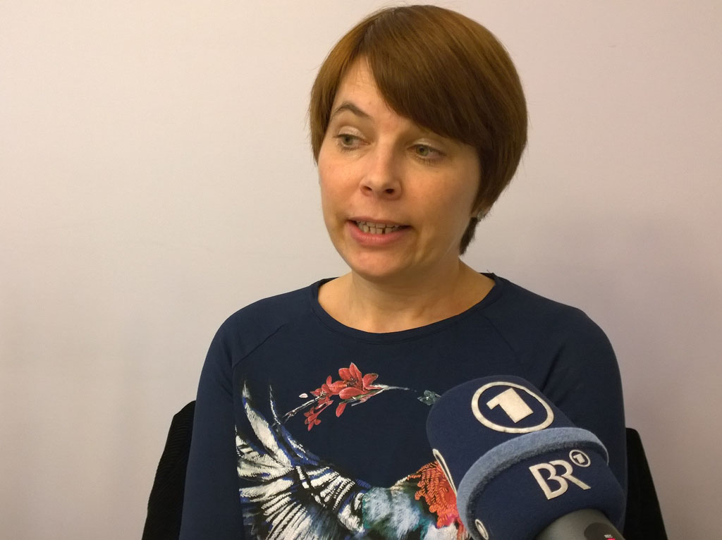 Ungarn - Szekszard: Andrea Meszaros, die Managerin des Restaurants, im Gespräch mit der ARD - Foto: BR | Attila Poth