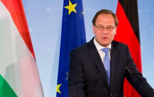 Tibor Navracsics, hier noch in seiner Funktion als ungarischer Außenminister bei einem Besuch in Deutschland im Juli 2014. Foto: dpa/picture alliance