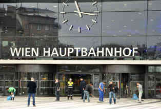 Wien: Der Haupteingang des neue Hauptbahnhofs - Foto: BR | Karin Straka