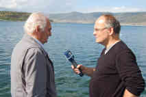 Naturpark Prespa-Ohrid: Stephan Ozsváth im Interview mit Timaq Lako von der Naturparkverwaltung - Foto: BR | Astrit Ibro