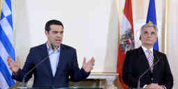 Alexis Tsipras erklärt, dass er in Werner Faymann einen neuen Freund gefunden hätte. Foto - picture-alliance/dpa