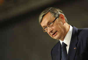 Danilo Türk hat es als Parteiloser weit gebracht: slowenischer UN-Botschafter, Assistent von Kofi Annan und slowenischer Präsident. Doch im internationalen Diplomatie-Gemauschel um den UN-Chefposten hat er wohl keine Chance. Foto: picture alliance | dpa