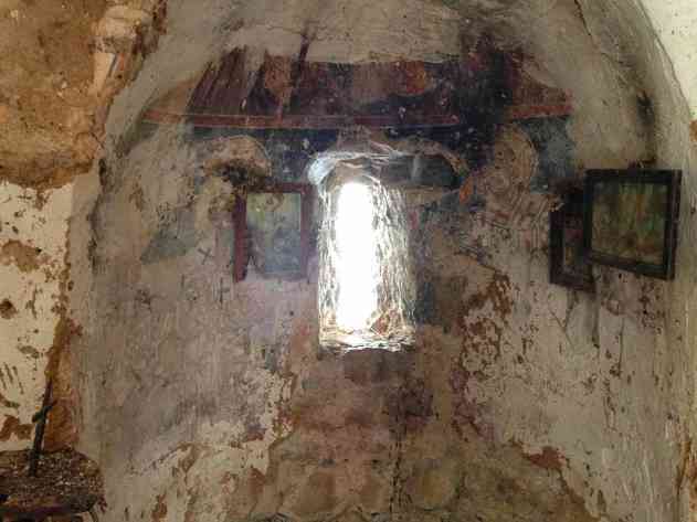 SRB Geisterdorf 14 - Verblasste Fresken in Kirchenruine