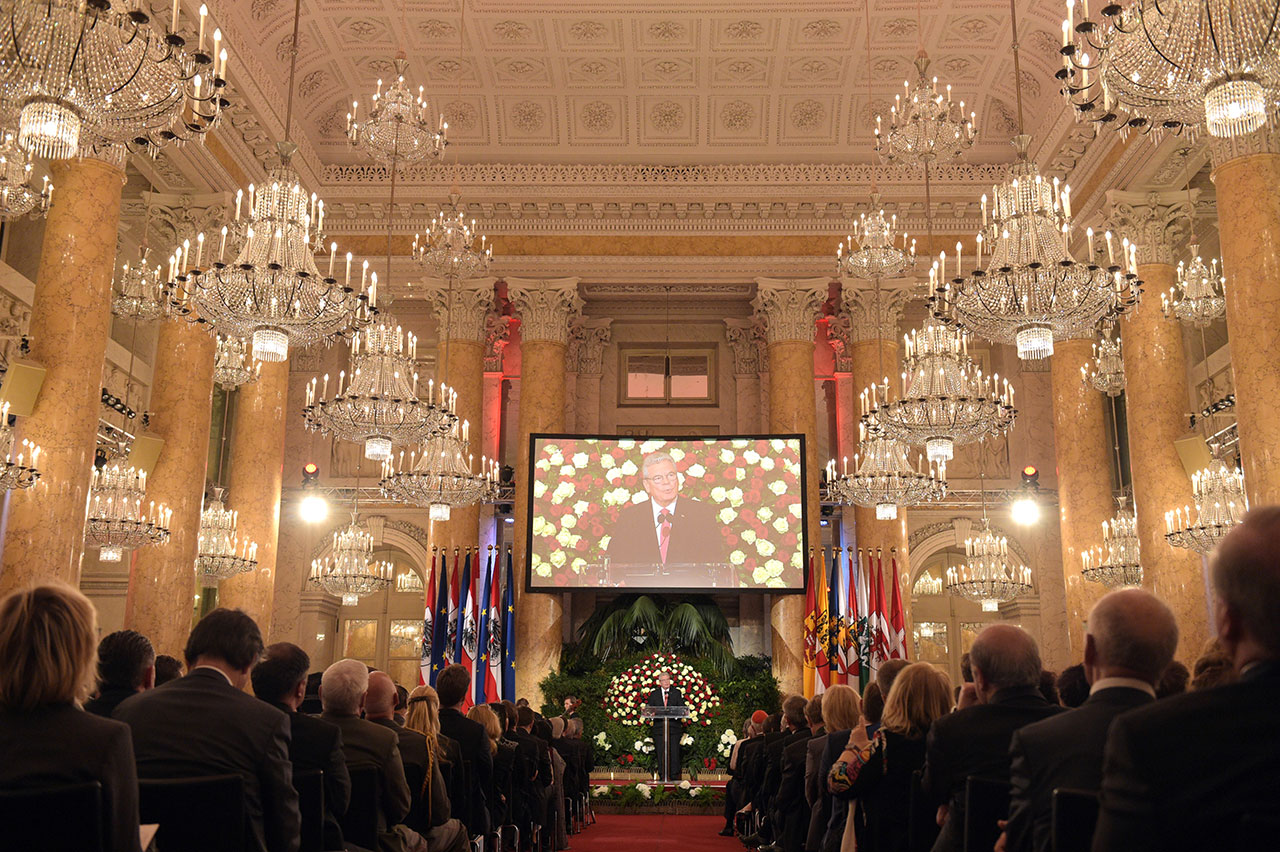 Ehrengast beim Festakt in der Wiener Hofburg war Bundespräsident Joachim Gauck. Foto: picture-alliance/dpa