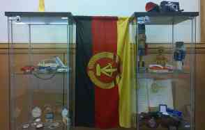 Ostalgische Vitrinen