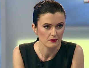 Sie wirkt zierlich und fast zerbrechlich: In der Sendung "60 Minuten Rumänien" nahm Sorina Matei aber eloquent und unerbittlich korrupte Netzwerke auseinander. Foto: Sorina Matei