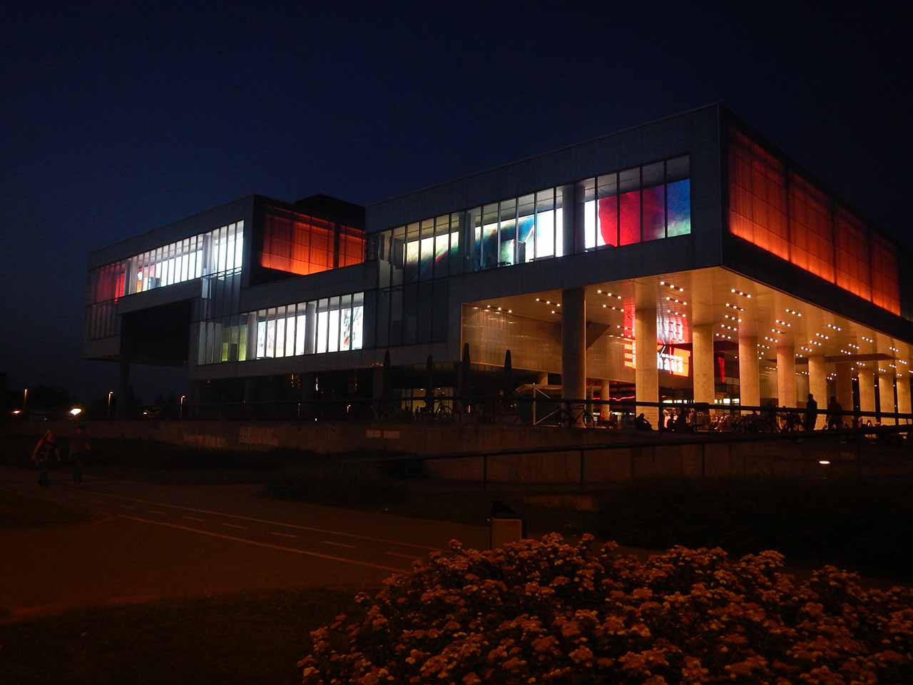 Auch das Museums für zeitgenössische Kunst ist im Animationsfieber. Dort werden vom 09. bis 14.06. an die Außenwände animierte Bilder gestrahlt. Foto: BR | Stjepan Milcic