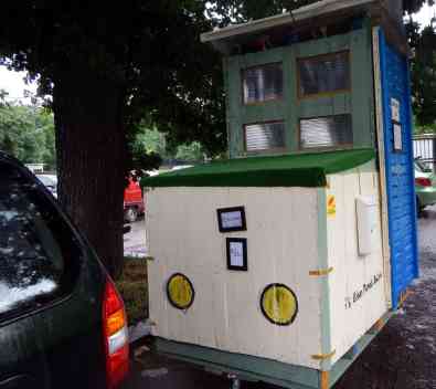 BG Popova Obdachlos Mobiles Haus 02 150618