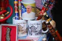 Papst-Souvenier-Ozsvath-3