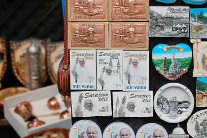 Papst-Souvenier-Ozsvath