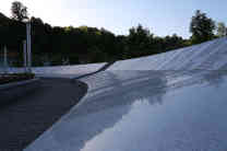 Gedenkstätte für die Opfer von Srebrenica im Ort Potocari. Foto: BR | Till Rüger