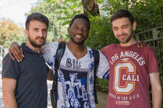 Malinke und seine Freunde vom Projekt "Sofia Street Music ", Hristo Petkov (links) und Kalin Iliev. Foto: BR | Camelia Ivanova