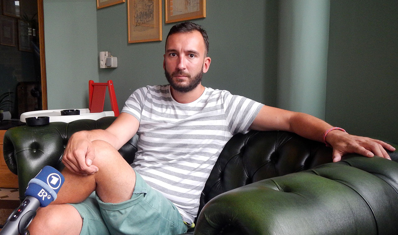 Vlad Tausance hat in der sieben Millionen starken rumänischen Facebook-Community für seinen Präsidenten geworben. Foto: BR | Herbert Gruenwald