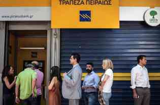 Wegen der Kapitalkontrollen in Griechenland bringen Firmen und Privatpersonen in Geld nach Bulgarien. Foto: picture alliance/dpa