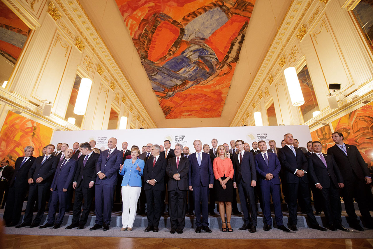Die TeilnehmerInnen der Westbalkan-Konferenz in Wien am 27.08.2015. Foto: picture alliance | dpa
