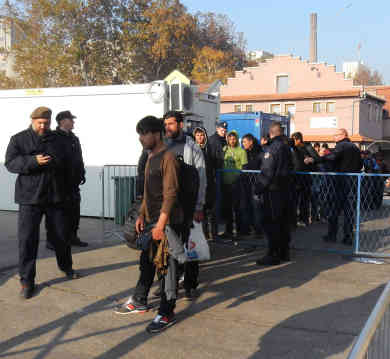 Ein ehemaliges Hotel, kurz vor Sid, wurde von der serbischen Regierung für Flüchtlinge geöffnet. Foto: BR | Dejan Stefanovic