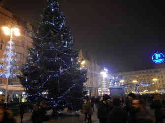 Weihnachtliches Zagreb - Ban-Jelacic-Platz im Zentrum. Foto: BR | Stjepan Milcic