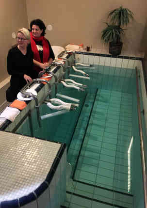 Traktionsbäder wirken ob ihrer Apparatur zunächst wie Folterinstrumente. Foto: BR | Harriett Ferenczi