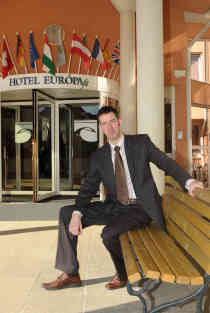 Laszlo Könnyid ist Ehrenbotschafter von Heviz und Hotelchef. Foto: Laszlo Könnyid