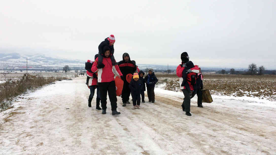 Kinder, Frauen und Männer fliehen weiterhin über die Balkanroute, trotz des Wintereinbruchs mit heftigen Schneestürmen. Foto: BR | Till Rüger