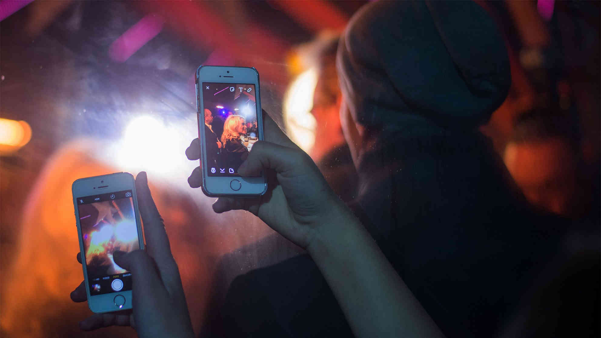 Après-Ski mit Pamela Anderson am Semmering. Foto: picture-alliance/dpa