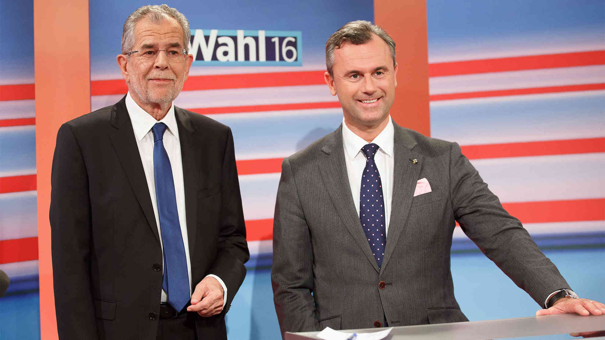 Zwischen Alexander Van der Bellen(links) und Norbert Hofer gibt es bei der Bundespräsidentenwahl in Österreich ein Kopf-an-Kopf-Rennen. Die Hochrechnungen sehen beide Kandidaten bei 50%. Fotos: picture-alliance | dpa
