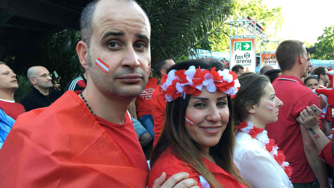 Der Kummer über die Niederlage ist den österreichischen Fans ins Gesicht geschrieben. Foto: BR | Tamara Link