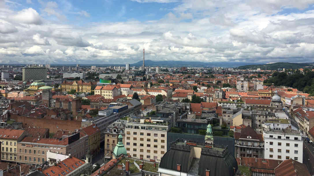 Die kroatische Hauptstadt Zagreb ist ein buntes Gemisch aus Gründerzeitarchitektur, jugoslawischer und moderner Industriebauten. Foto: BR | Karla Engelhard