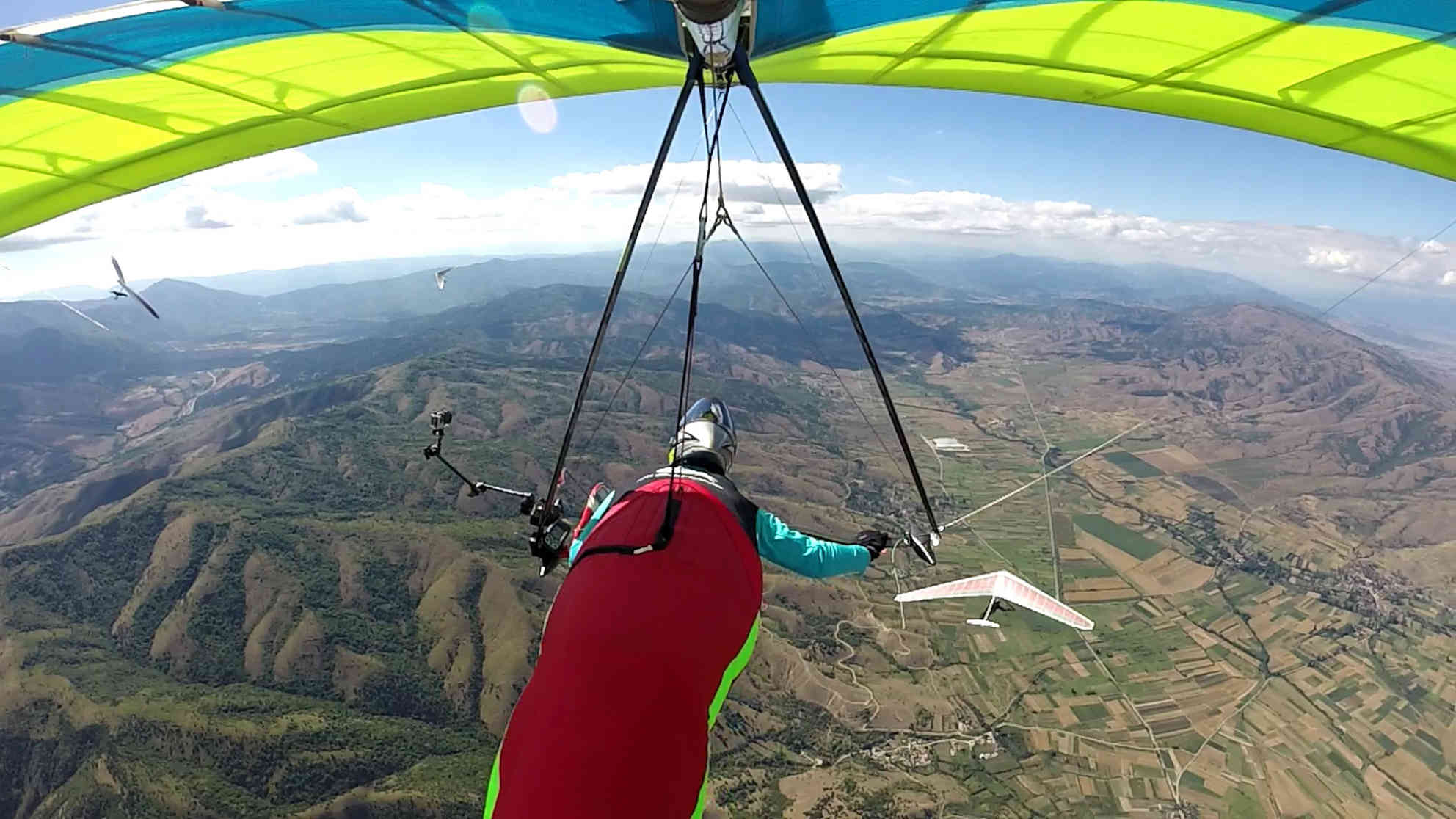 Das Gebiet um Krushevo ist ein anspruchsvoller Mix aus Berg- und Flachlandfliegen. Foto: DHV