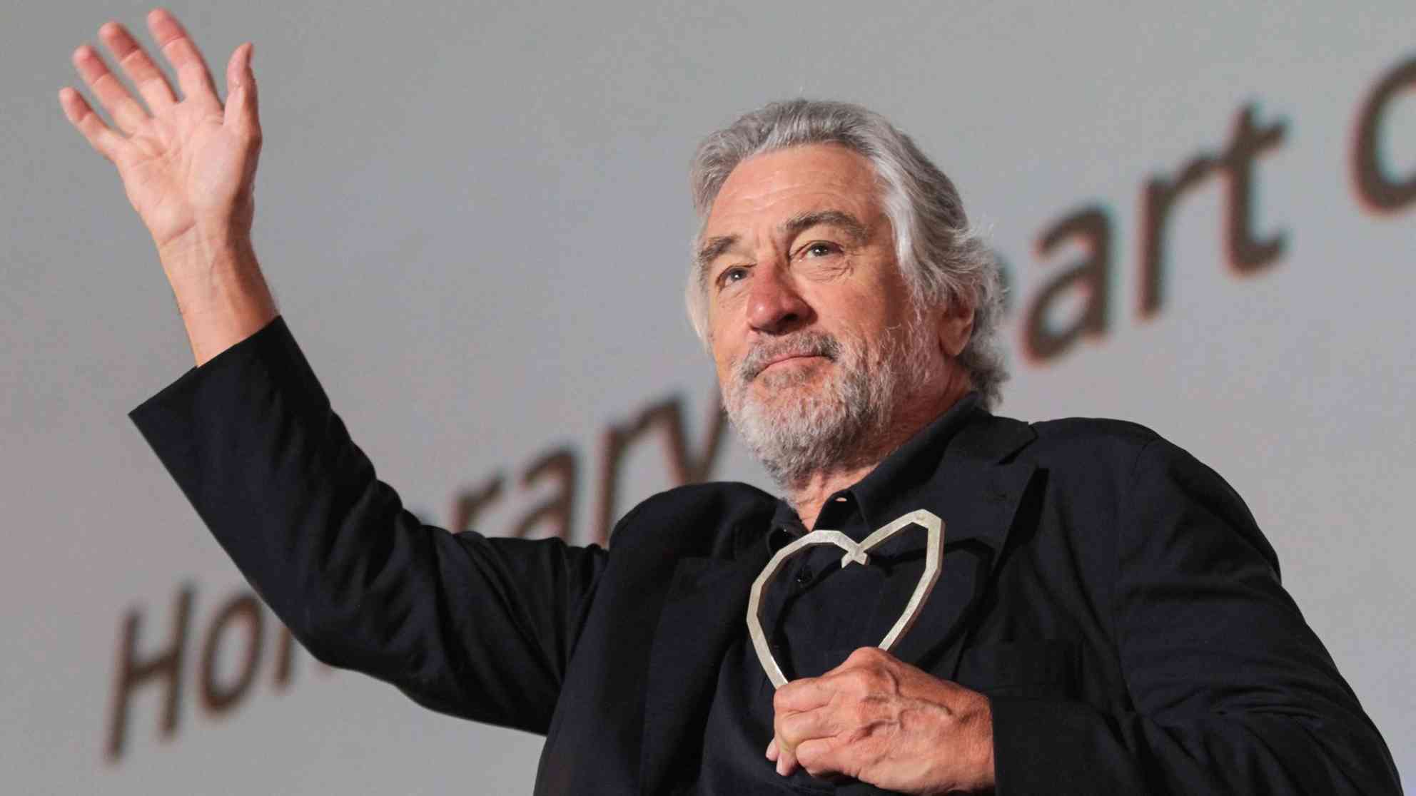 Robert de Niro erhält den Ehrenpreis für sein Lebenswerk 'Das Herz von Sarajevo'. Foto: picture-alliance | dpa