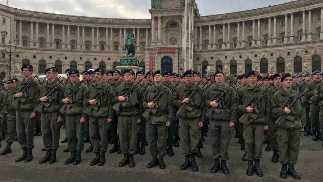Feierliche Angelobung von 1200 Rekruten aus ganz Österreich auf dem Heldenplatz. Foto: BR | Michael Mandlik