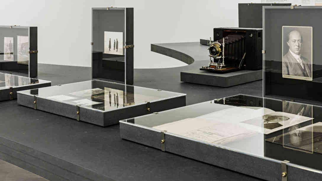 „Arnold Schönberg im Focus“ Fotographien 1880 – 1950, im Wiener Schönberg Center. Foto: Hertha Hurnaus