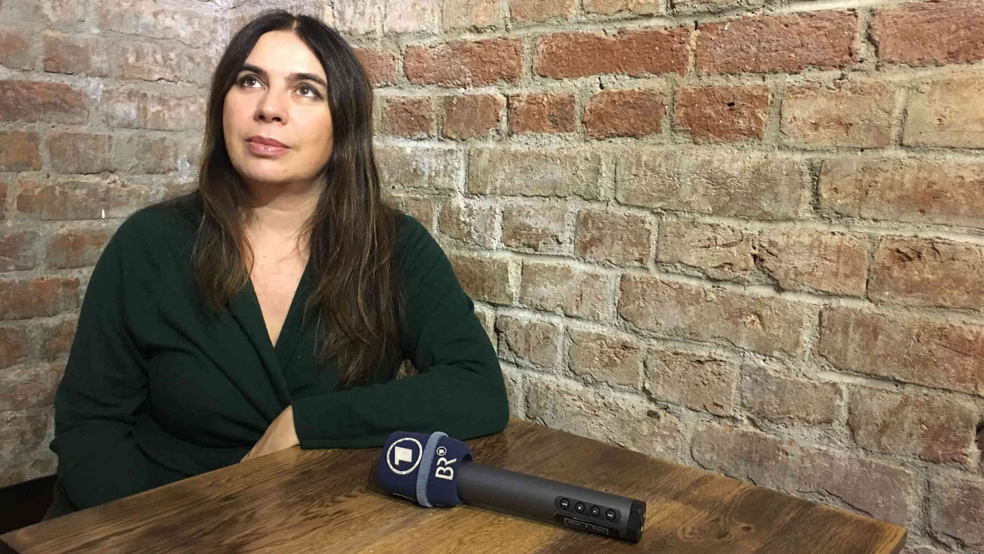 Die Architektin Ilinca Macarie will als Bezirksstadträtin etwas verändern. Foto: BR | Andrea Beer