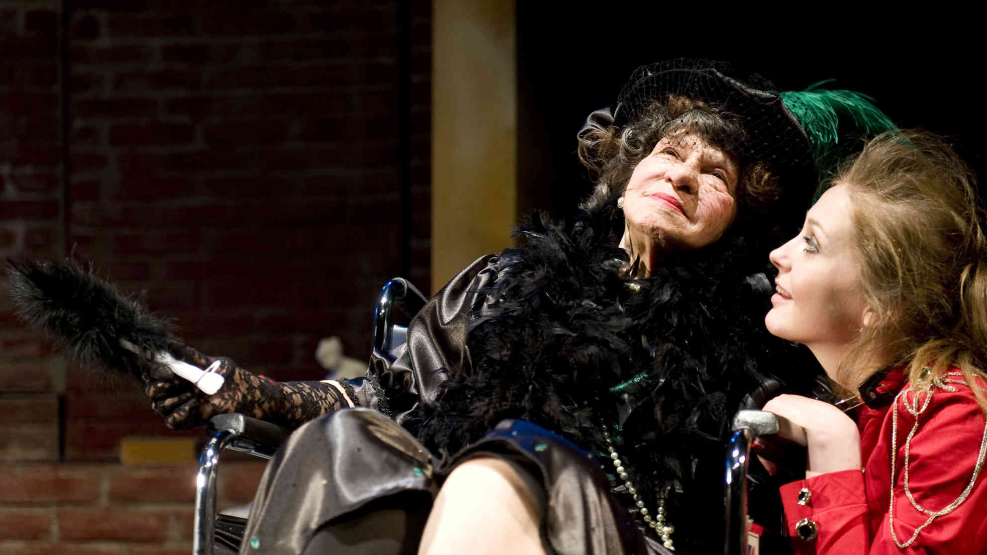 Stojanka Mutafowa wurde am 2. Februar 1922 (Alter 94) in Sofia geboren. In „Mein Jahrhundert“ von Michele Laurence spielt sie die 100-jährige Malu, die sich an ihre verrückte Jugend und ihr erlebnisreiches Leben erinnert. Foto: Simon Varsano