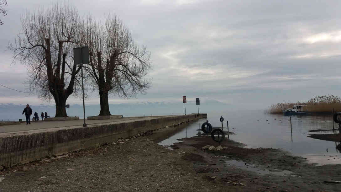 Die Resultate des zurückgehenden Wassers. Foto: BR | Lyubisha Nikolovski