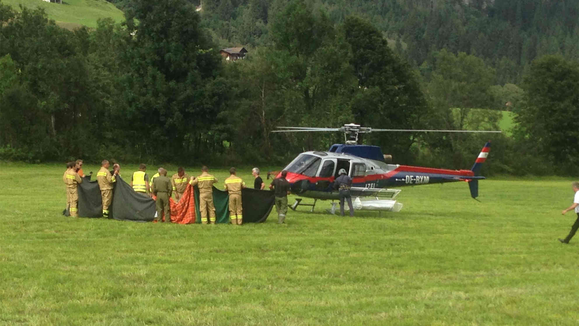 Bei dem größten Bergunglück in Österreich seit langem, sind am Sonntag fünf Männer ums Leben gekommen, einer überlebt schwer verletzt und liegt im Salzburger Unfallkrankenhaus. Foto: Franz Brinek/SALZBURGER WOCHE/SN/dpa