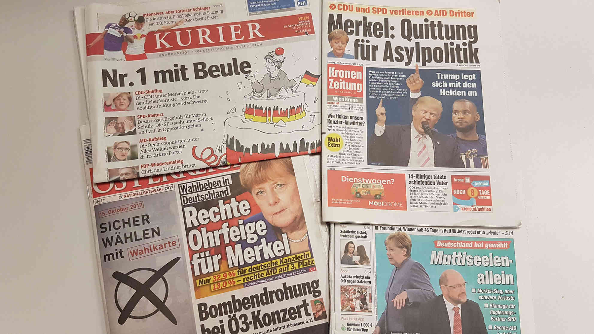 In Österreichs Tageszeitungen ist die Bundestagswahl das Titelthema Nr. 1. Foto: BR | Jan Heier