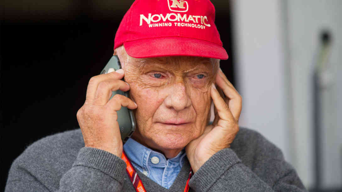 Niki Lauda möchte gemeinsam mit Thomas Cook und Condor Teile der insolventen Fluglinie Air Berlin übernehmen. Foto: picture alliance | Sven Simon