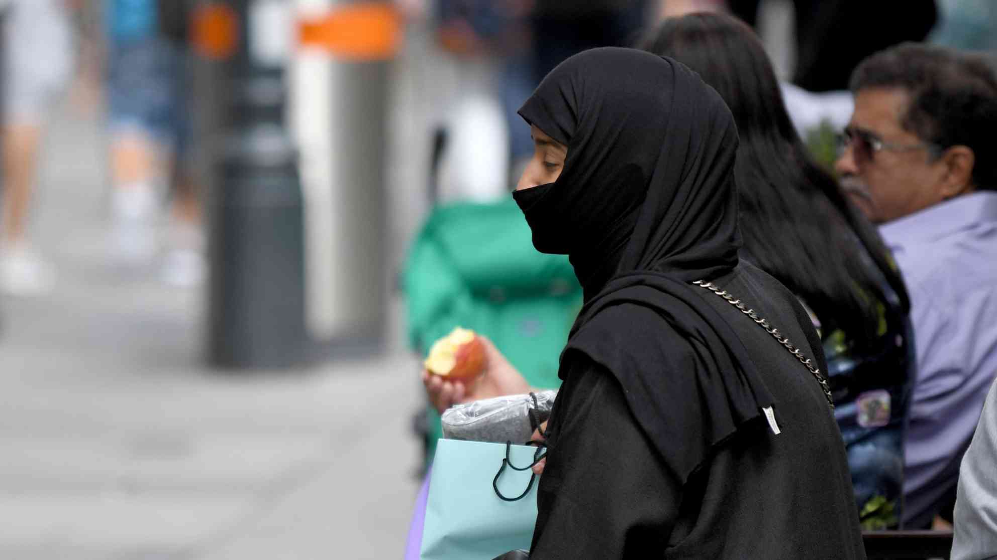 Nach dem österreichischen Verhüllungsgesetz gäbe es in der Wiener Innenstadt keine verschleierten Frauen mehr. Foto: picture alliance | APA | picturedesk