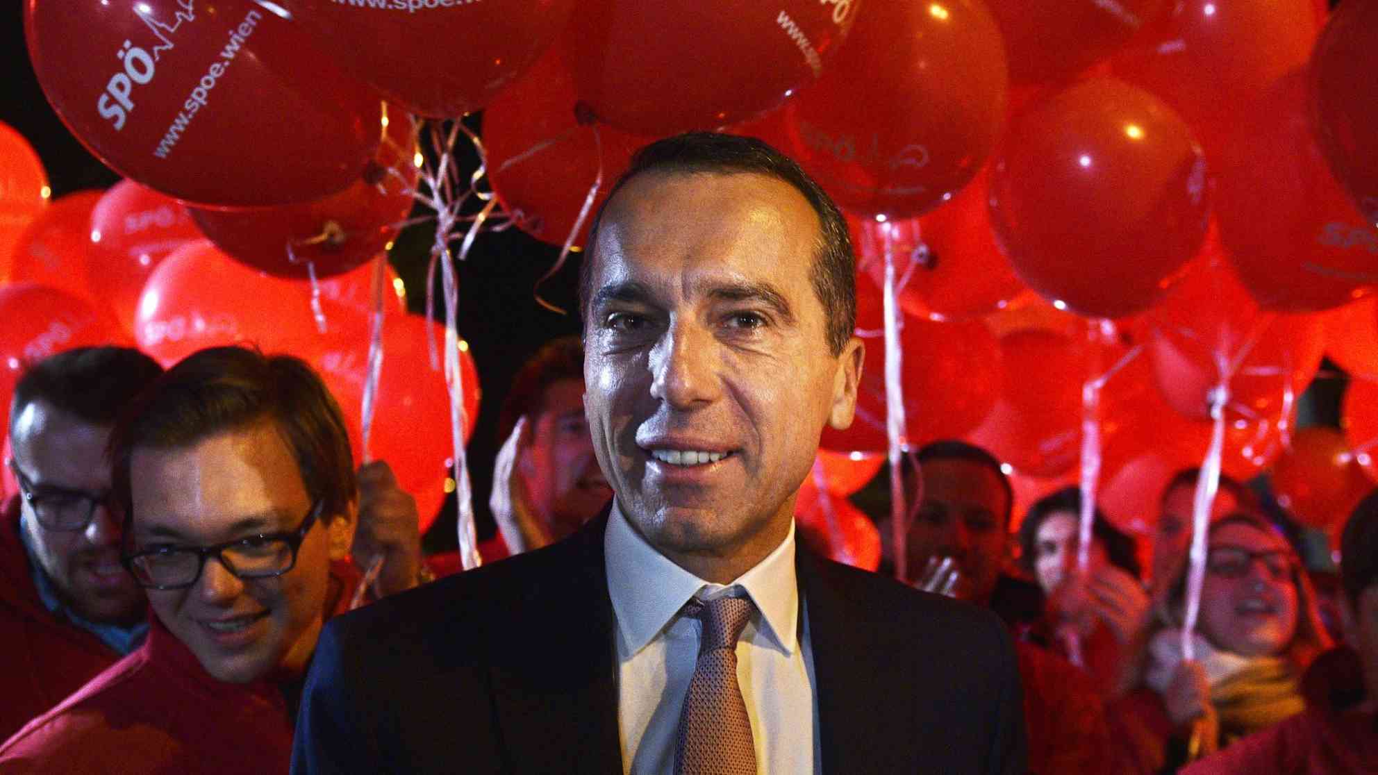 Die Schmutzkübel-Affäre hat die Aussichten für einen Wahlerfolg von Christian Kerns SPÖ stark vermindert. Foto: picture alliance|APA|picturedesk